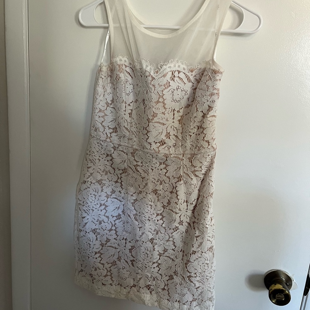 White Lulu’s Lace Mini Dress